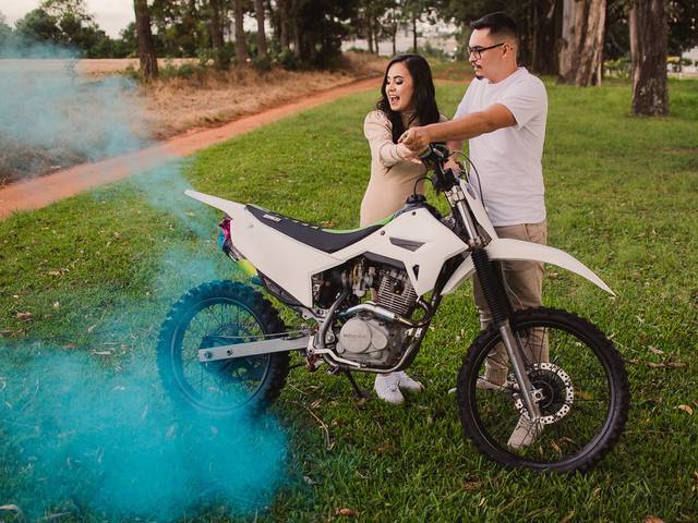 Gestante de Ensaio Revelação - Esther, Walisson e Pedro Henrique 