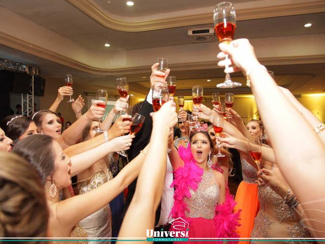 FOTOS JANTAR E BAILE de Jantar e Baile Psicologia - Unipar