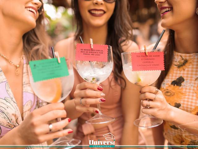 FOTOS FESTAS DE TURMA de Festa 100 Dias Direito PUC