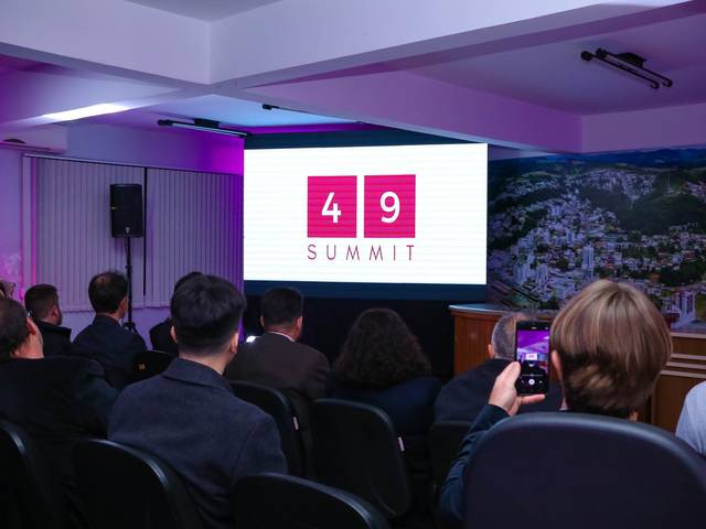 Eventos de Lançamento de evento - 49 Summit