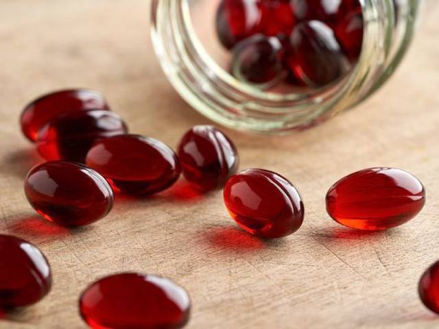 Keto Burst Gummies of Antarctic Krill Oil Omega-3 Supplement for Heart Health