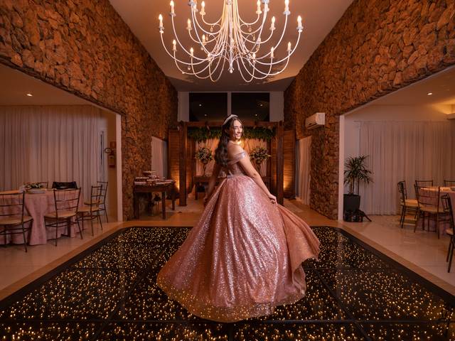 Festa dos Quinze de LUIZA PERES