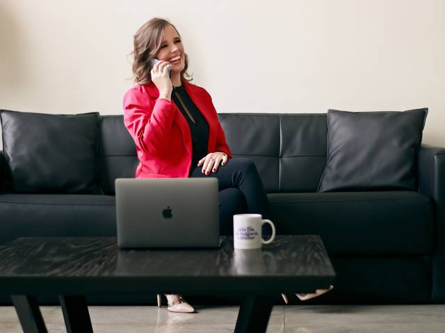 IMPACT - Corporativo de Eduarda Devantier