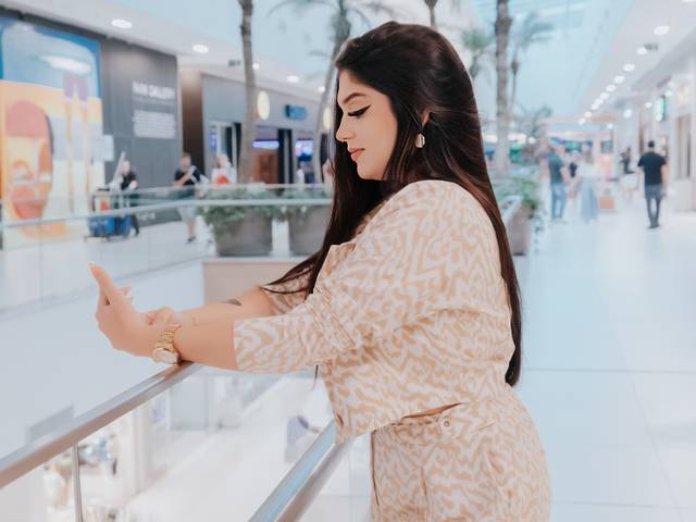 IMPACT - Corporativo de Júlia Barcelos