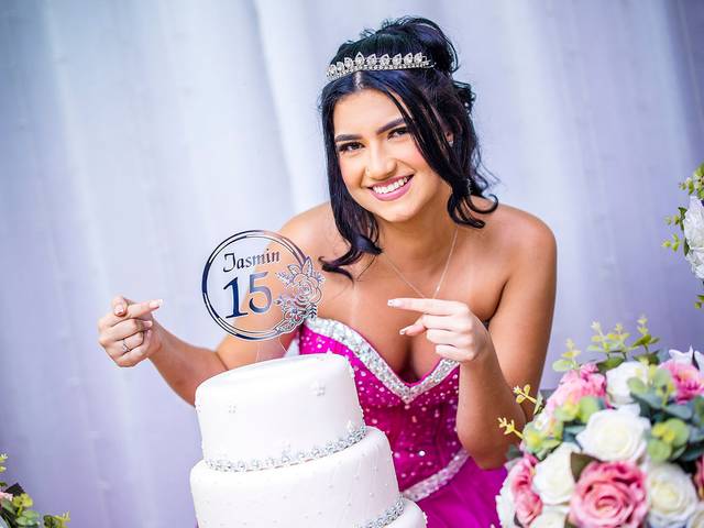 Aniversários de 2023-11-25 Iasmin 15 Anos