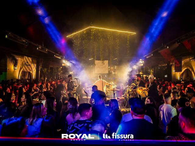 Baladas de 2025-05-17 Royal Mix - B-Day Rennan
