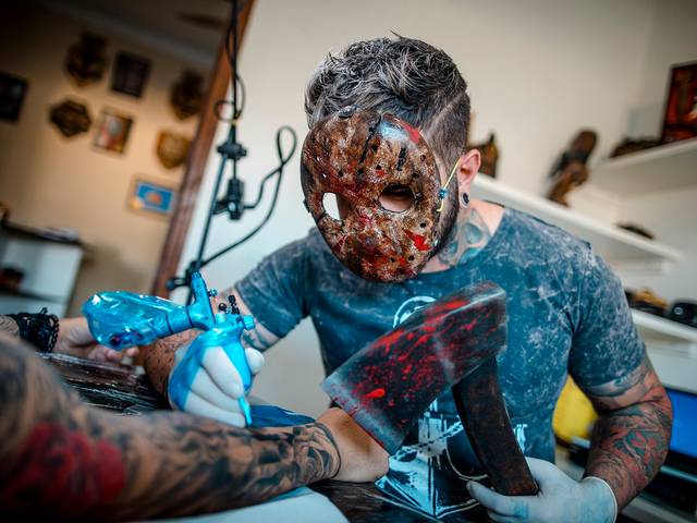 Profissionais em Ação de Rodrigo Villas Tatto Studio