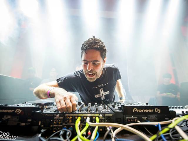 Baladas de Pulse aprensenta Gui Boratto