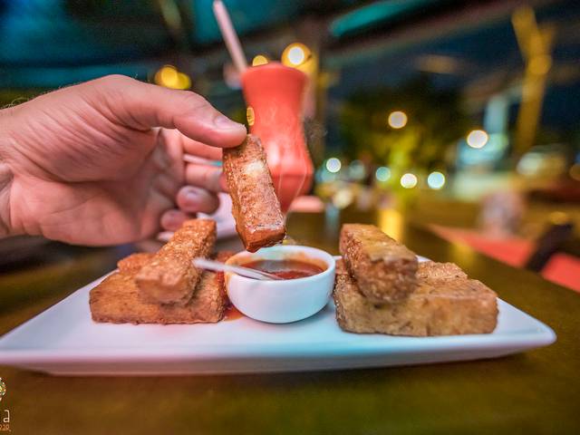 Bares de Maria Bonjour