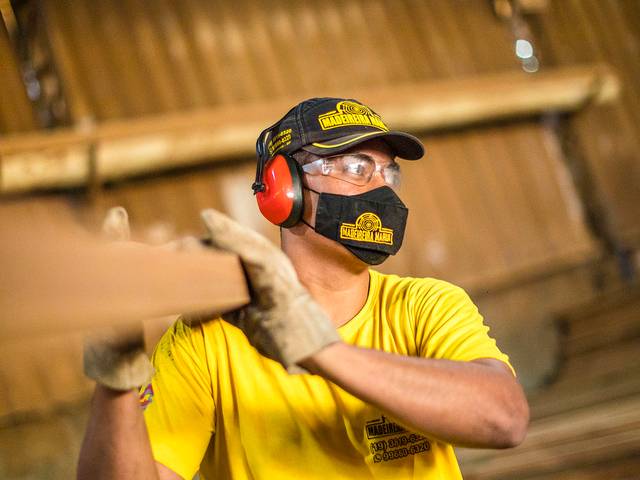 Corporativo Institucionais de Madeireira Marui