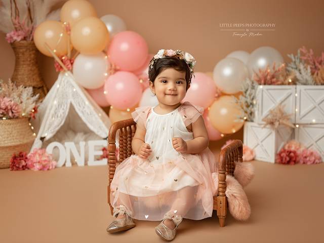 Cake Smash of Emira