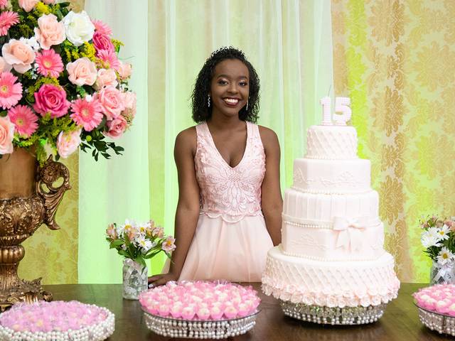 15 Anos de Liana Salviano