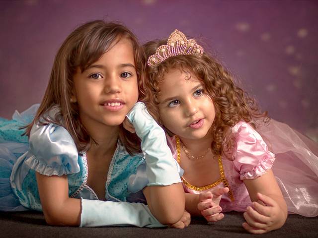 Ensaio FineArt em estúdio. de Ensaio Fine Art em estúdio, modelo Luana e Kaka.