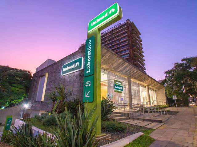 Ambientes de Laboratório Unimed POA Unidade Carlos Gomes