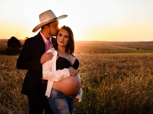 Gestante de A DOCE ESPERA DO VICENTE - LEILUANA E VITOR