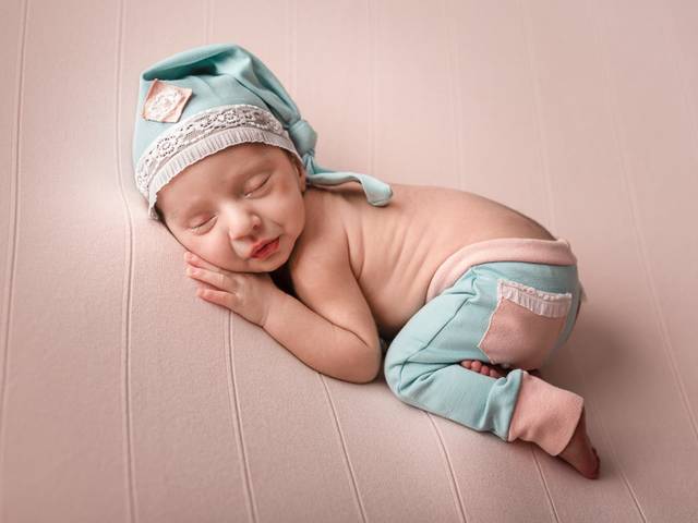 Newborn de NEWBORN OLÍVIA - 15 DIAS DE VIDA