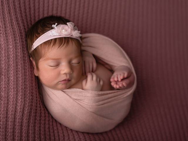 Newborn de ENSAIO NEWBORN YUMI - 15 DIAS DE AMOR