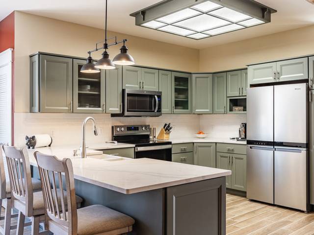 Remodeling of Luxury Montrose Kitchen Remodeling for Contemporary Living