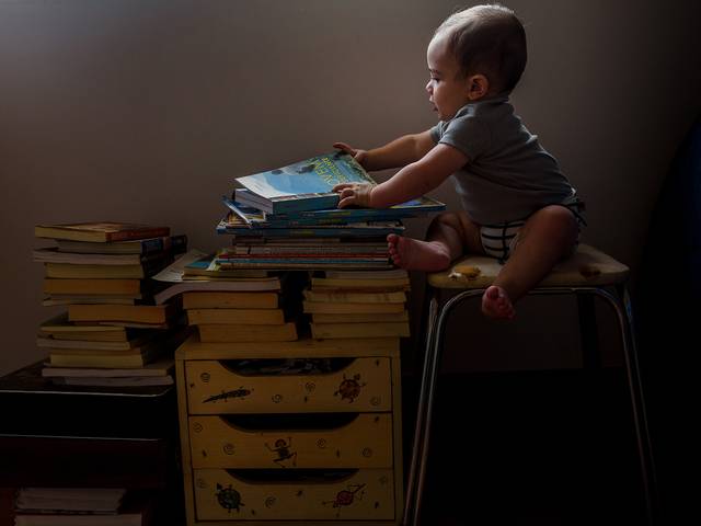 Em Família de Noah na casa nova