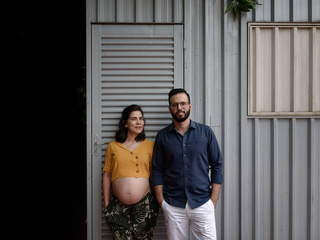 Gestantes de Lay e Vinícius esperando a Lina