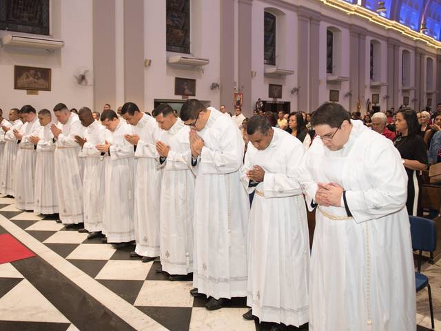 Ministérios de Acolitato 