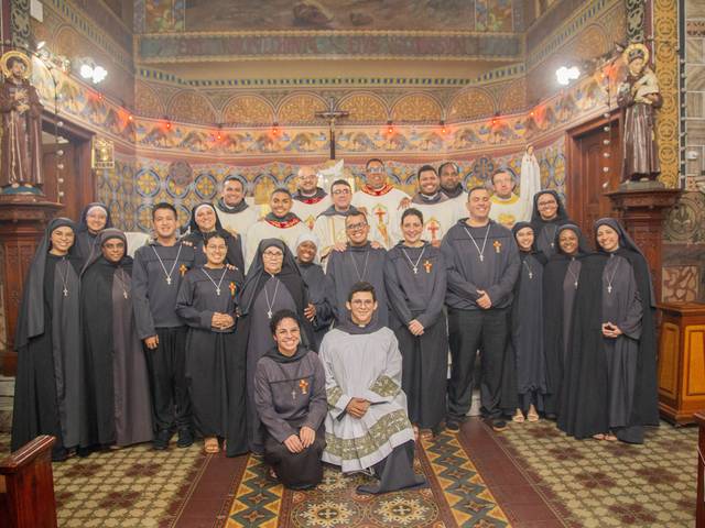 Ministérios de Noviciado Preciosa Vida