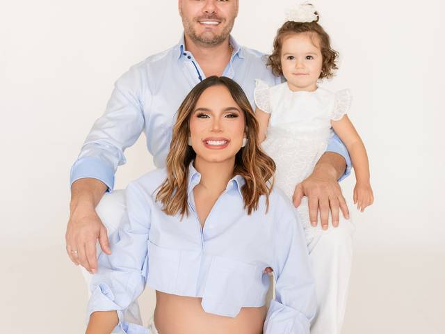 Gestante - Estúdio de Ensaio gestante em família - Jéssica Alves