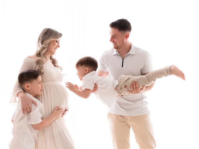 Gestante - Estúdio de Ensaio gestante em estúdio - Larissa Fernanda 