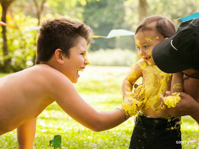 SMASH THE CAKE de CAIO