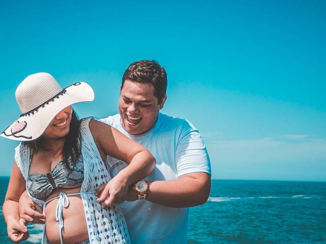 Ensaio na praia  de  Ensaio gestante com família e casal Dany Menezes 