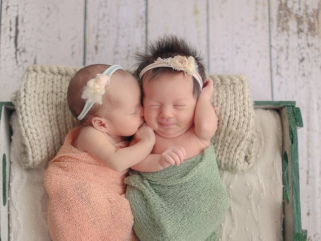 Newborn Tradicional de Charlotte&Sophie 30 dias