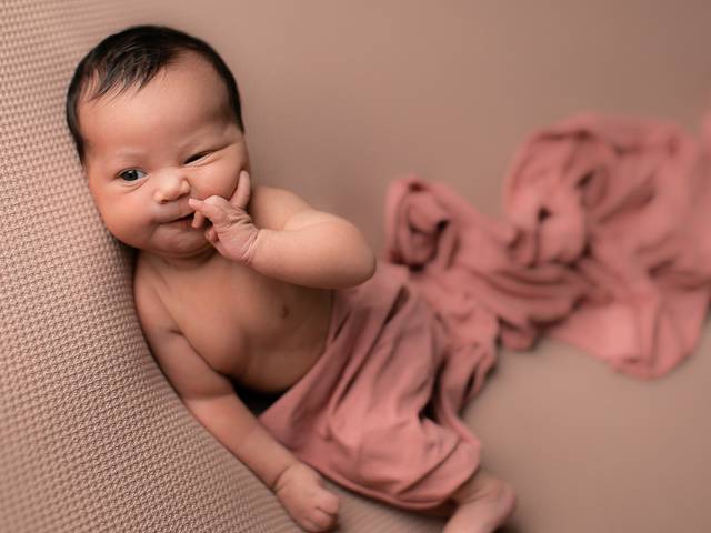 Newborn Tradicional de Ensaio Newborn Maitê 8 Dias