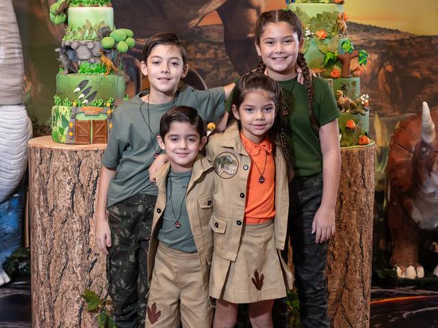 Infantil de Aniversário Clara e Arthur