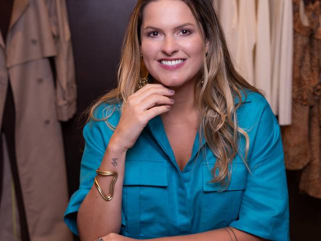 Corporativo de Ana Camilla Spinelli