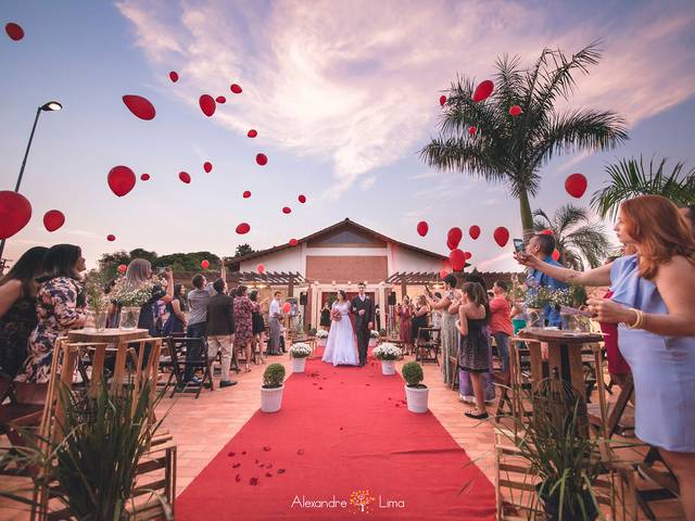 Casamento de Veja agora um casamento durante o dia!