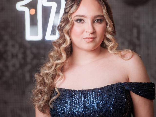 15 anos de Valentina | 17 anos