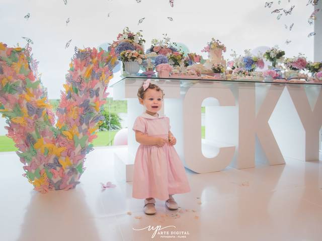 Aniversário de Victoria 1 Ano