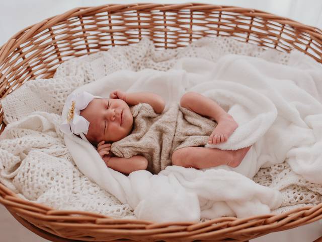 PRIMEIROS DIAS de SESSÃO PRIMEIROS DIAS { Cloe }