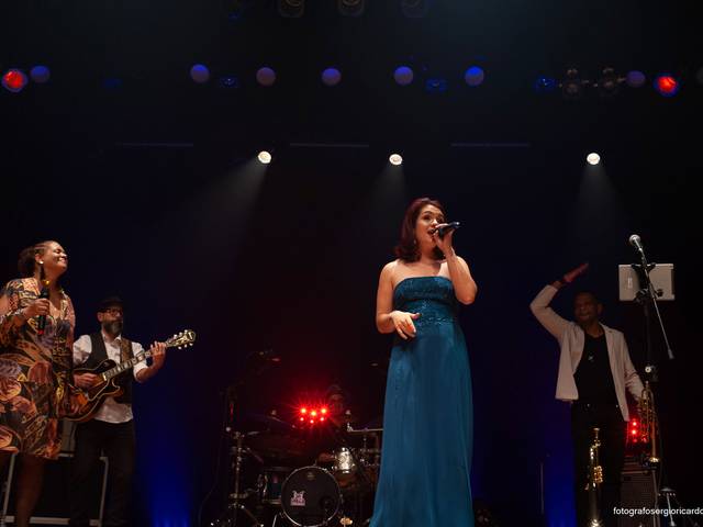 Shows e Eventos de Isabela Peralta e Banda Café Pingado