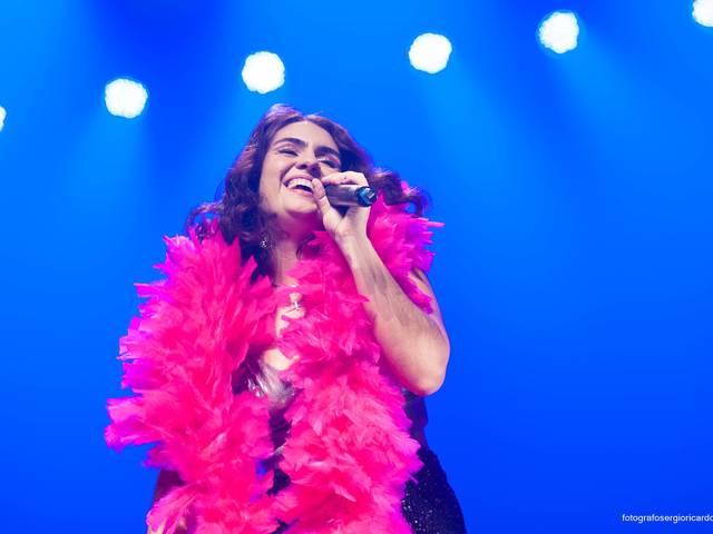 Shows e Eventos de Isabela Peralta - O Pop Através dos Meus Olhos