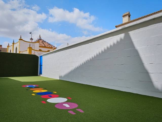 Instalaciones de Patios y zona de Huerto