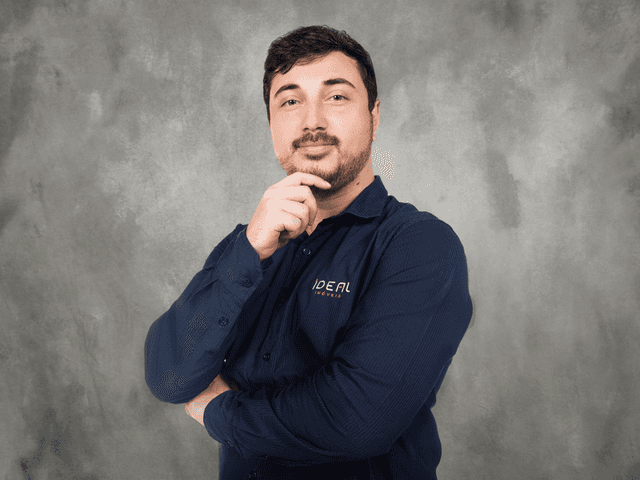 Ensaio  de Ensaio corporativo