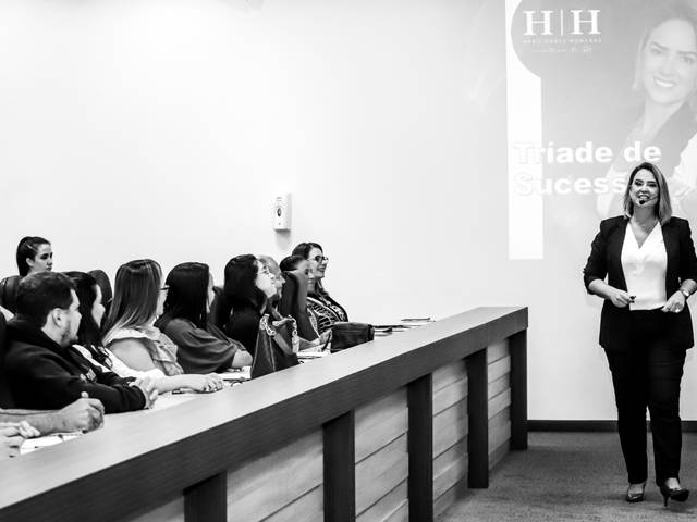 Ensaio  de Silvana Loureiro - Tríade de Sucesso