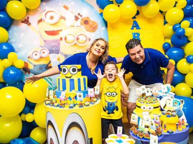 Comemorações de Festa Infantil tema Minions
