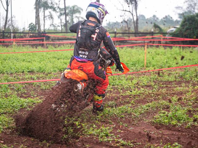 Esporte de COPA NORTE DE ENDURO FIM - ETAPA ROLÂNDIA