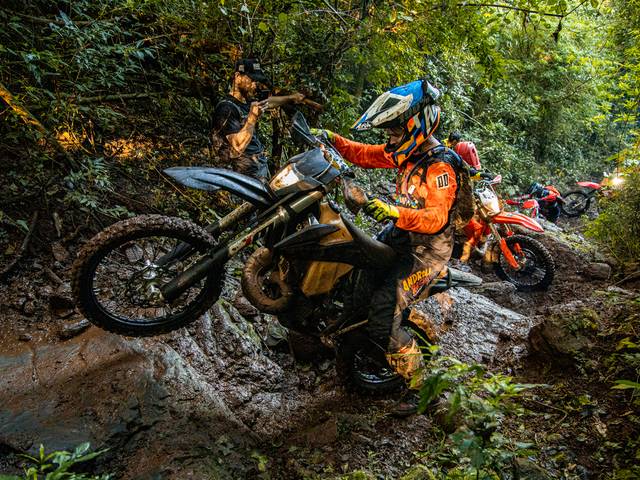 Esporte de 3º COSTELA HARD DE MANDAGUARI