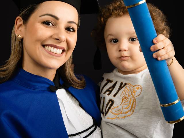 Ensaio  de GLAUCIA: FORMANDA EM PEDAGOGIA