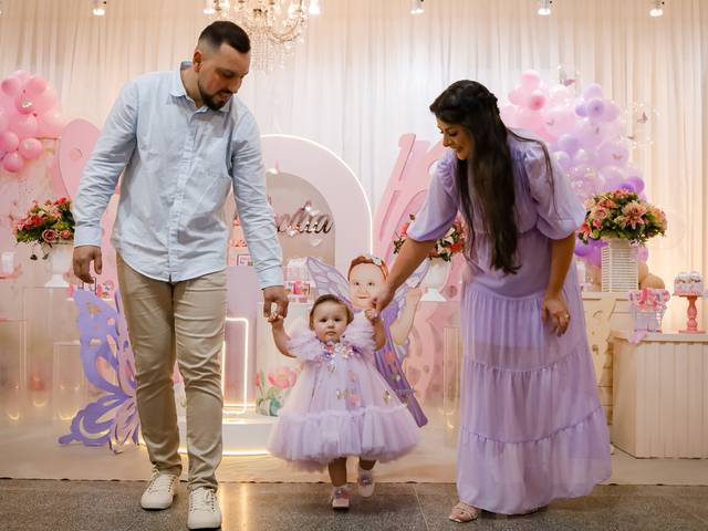 ANIVERSÁRIO INFANTIL de Cecília - 1 Ano 