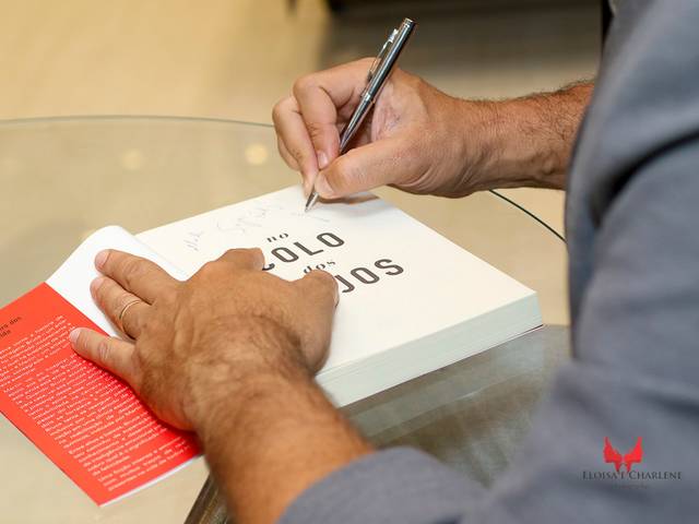 15 anos de Cantor e Escritor Leo Chaves