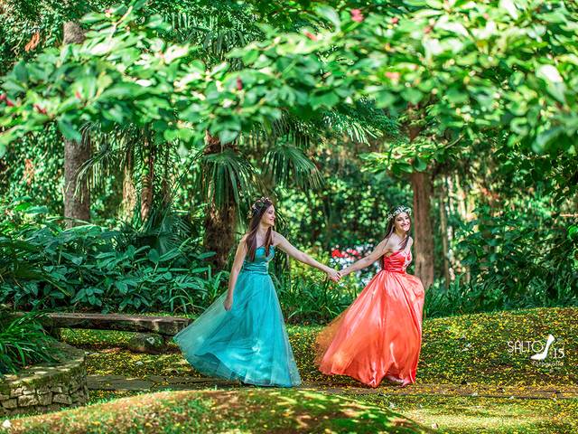 15 Anos - Salto 15 fotografia de Julia e Larissa